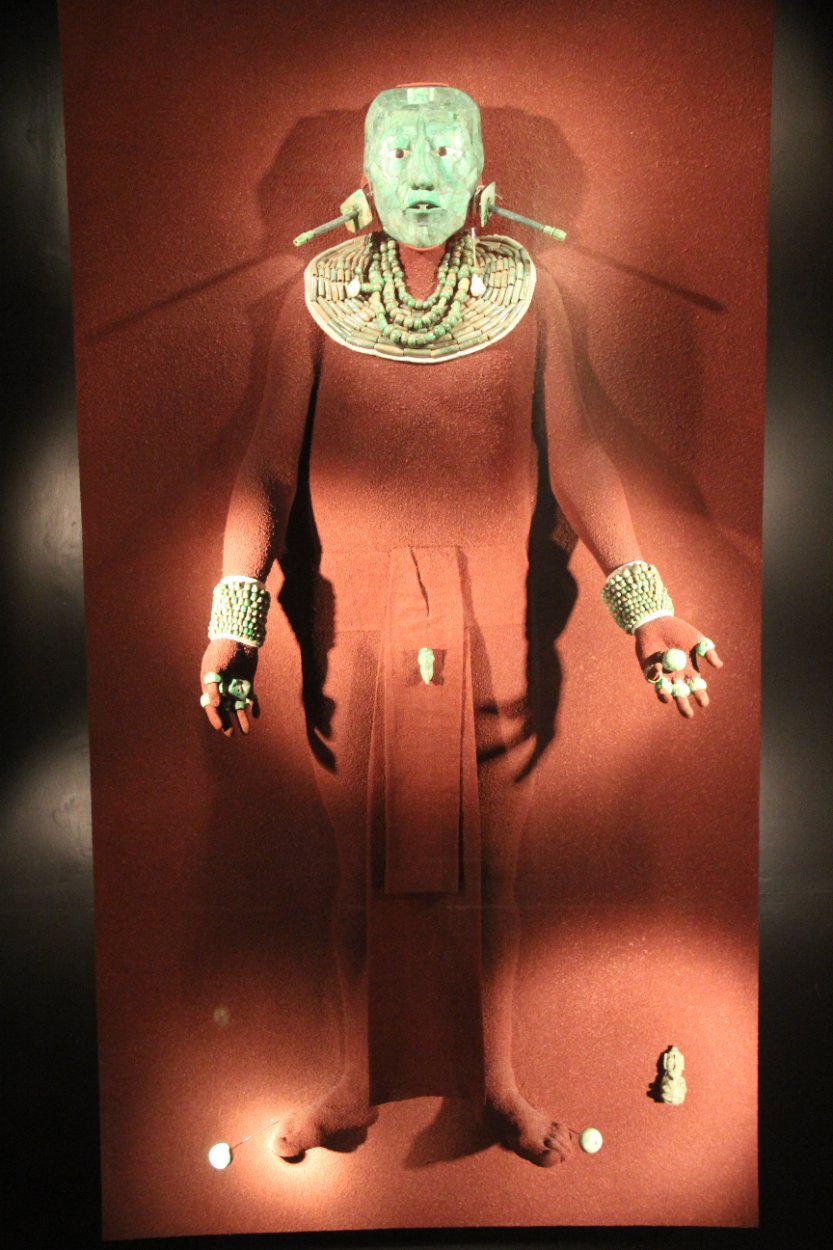 Máscara de mosaico de jade de K’inich Janaab’ Pakal, gobernante de Palenque